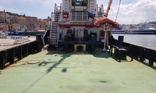 DECK 1